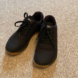 NOBULL- Black Gum Trainers, Womens size 10 or Men’s size 8.5